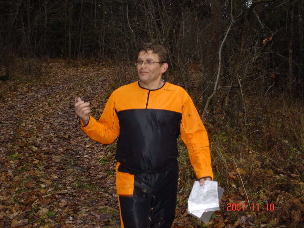 2007 m. sezono uždarymo metu Jonas miške išbuvo rekordiškai ilgai :)